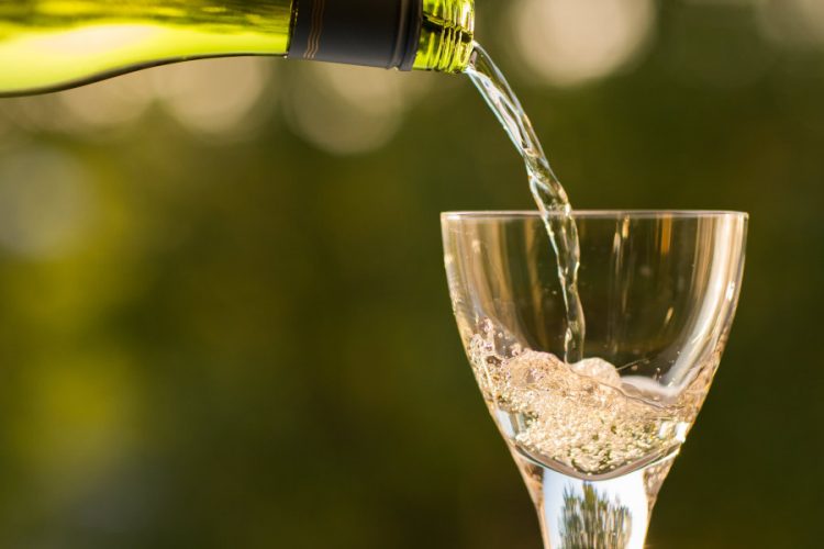 bottle-champagne-drink-107556 bottle-champagne-drink-107556